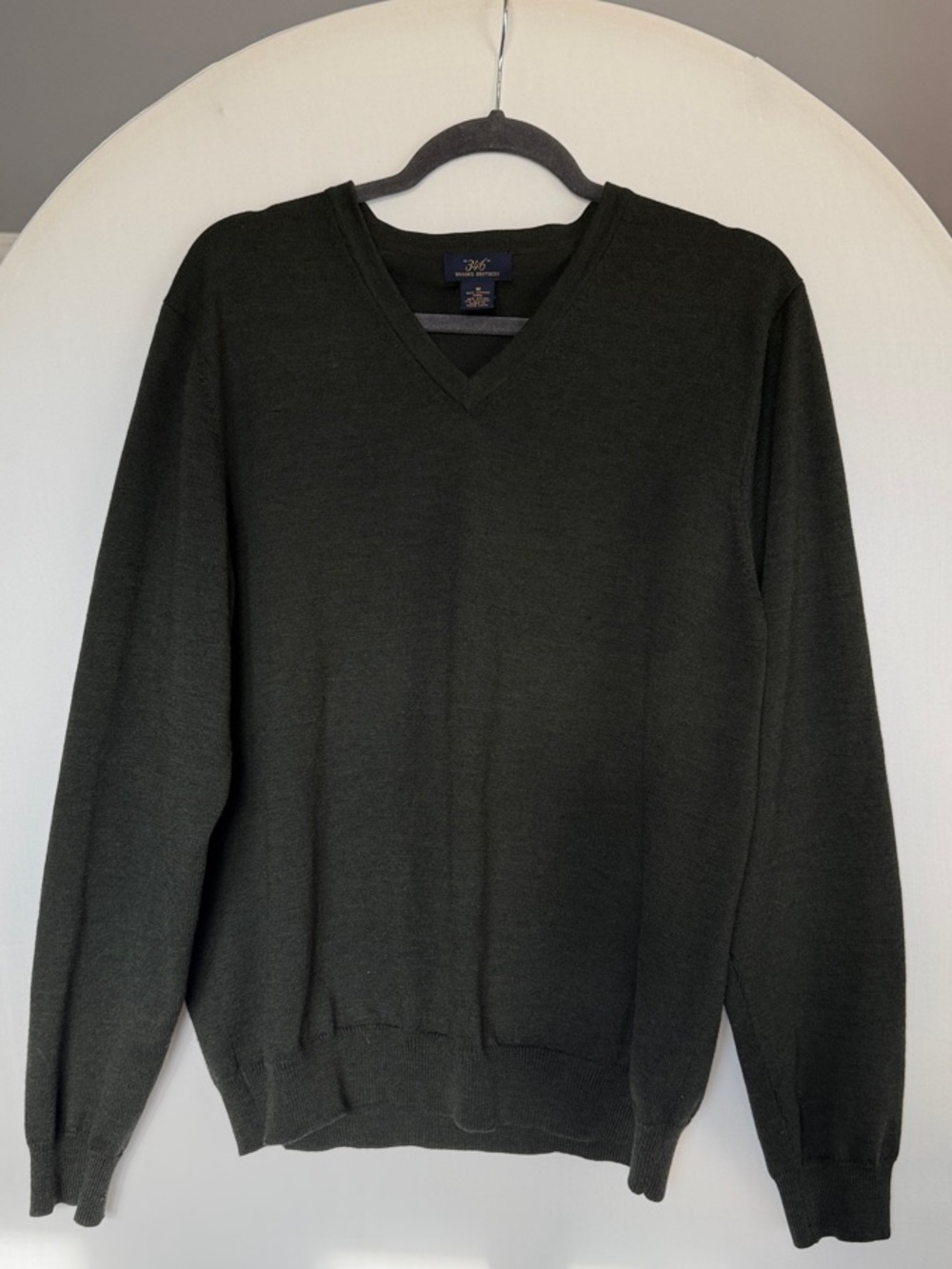 Brooks Brothers Men's V-Neck Sweater in Dark Green medium merino wool fall